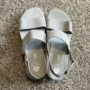 Cloudsteppers by Clarks Arla Jacory Gray Elastic Strap Sand Sandal- Sz 9M